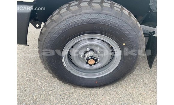 Buy Import Toyota Land Cruiser White Car in Import - Dubai in Abseron Buy Import Toyota Land Cruiser White Car in Import - Dubai in Abseron