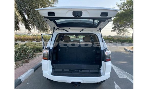 Buy Import Toyota 4Runner White Car in Import - Dubai in Abseron Buy Import Toyota 4Runner White Car in Import - Dubai in Abseron
