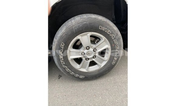 Buy Import Toyota Sequoia White Car in Import - Dubai in Abseron Buy Import Toyota Sequoia White Car in Import - Dubai in Abseron