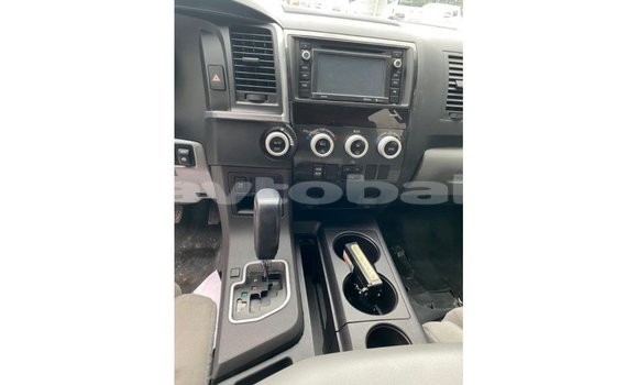 Buy Import Toyota Sequoia White Car in Import - Dubai in Abseron Buy Import Toyota Sequoia White Car in Import - Dubai in Abseron