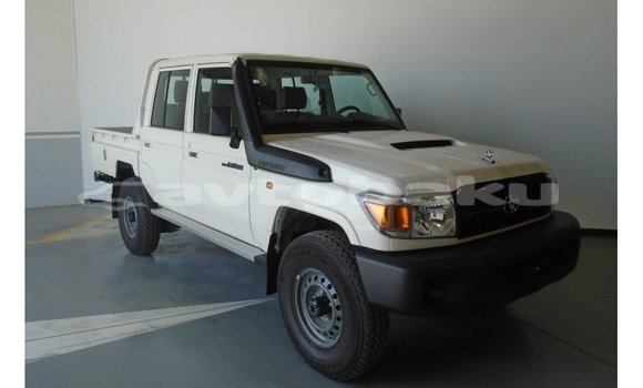 Buy Import Toyota Land Cruiser White Car in Import - Dubai in Abseron Buy Import Toyota Land Cruiser White Car in Import - Dubai in Abseron