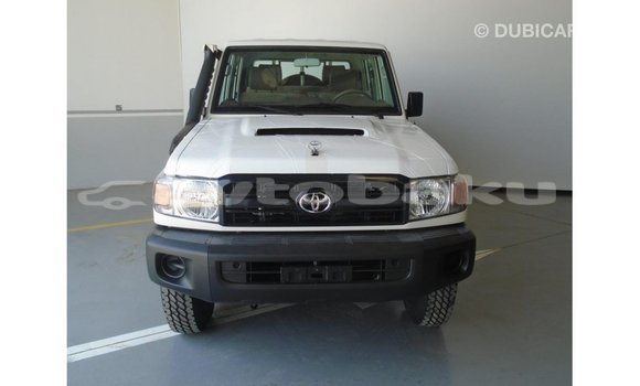 Buy Import Toyota Land Cruiser White Car in Import - Dubai in Abseron Buy Import Toyota Land Cruiser White Car in Import - Dubai in Abseron