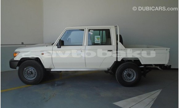 Buy Import Toyota Land Cruiser White Car in Import - Dubai in Abseron Buy Import Toyota Land Cruiser White Car in Import - Dubai in Abseron