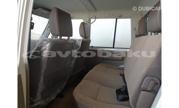 Buy Import Toyota Land Cruiser White Car in Import - Dubai in Abseron Buy Import Toyota Land Cruiser White Car in Import - Dubai in Abseron
