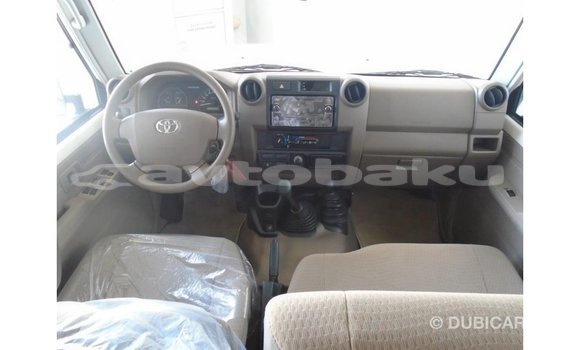 Buy Import Toyota Land Cruiser White Car in Import - Dubai in Abseron Buy Import Toyota Land Cruiser White Car in Import - Dubai in Abseron