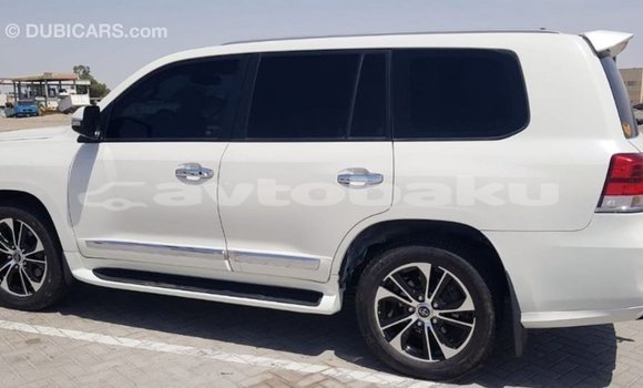 Buy Import Toyota Land Cruiser White Car in Import - Dubai in Abseron Buy Import Toyota Land Cruiser White Car in Import - Dubai in Abseron