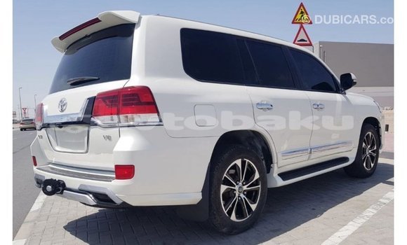 Buy Import Toyota Land Cruiser White Car in Import - Dubai in Abseron Buy Import Toyota Land Cruiser White Car in Import - Dubai in Abseron