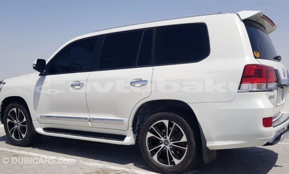 Buy Import Toyota Land Cruiser White Car in Import - Dubai in Abseron Buy Import Toyota Land Cruiser White Car in Import - Dubai in Abseron