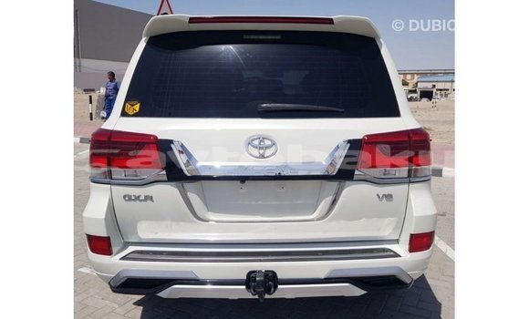 Buy Import Toyota Land Cruiser White Car in Import - Dubai in Abseron Buy Import Toyota Land Cruiser White Car in Import - Dubai in Abseron