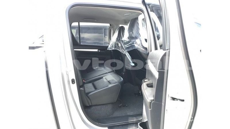 Big with watermark toyota hilux abseron import dubai 2965