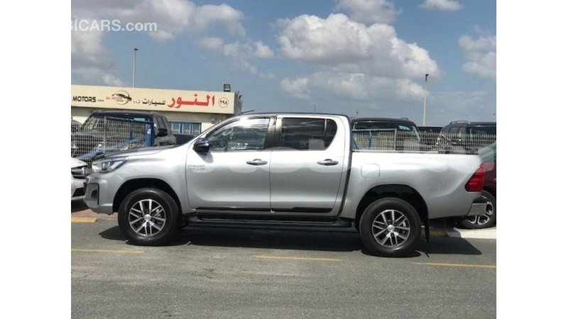 Big with watermark toyota hilux abseron import dubai 2965