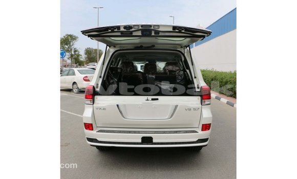 Buy Import Toyota Land Cruiser White Car in Import - Dubai in Abseron Buy Import Toyota Land Cruiser White Car in Import - Dubai in Abseron