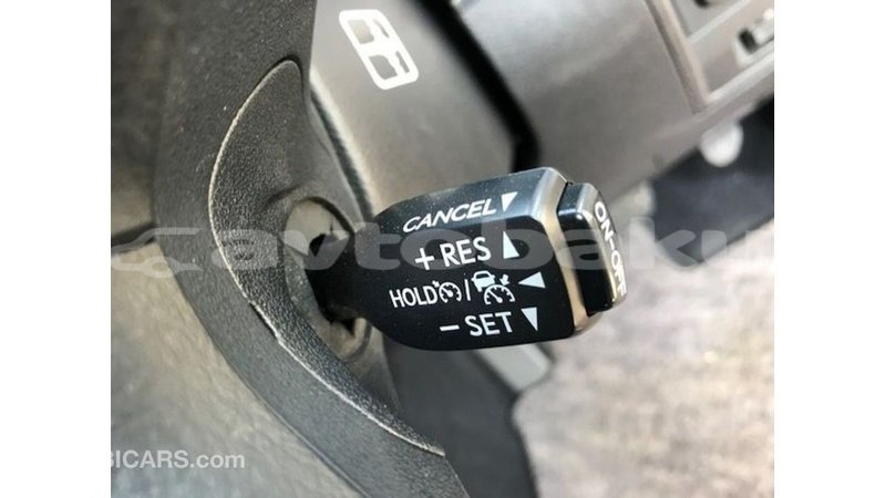 Big with watermark toyota land cruiser abseron import dubai 2979