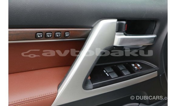 Buy Import Toyota Land Cruiser White Car in Import - Dubai in Abseron Buy Import Toyota Land Cruiser White Car in Import - Dubai in Abseron