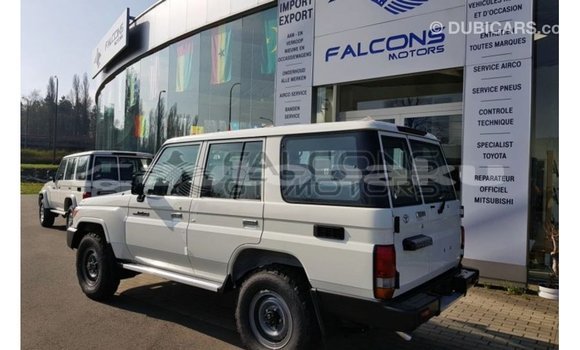 Buy Import Toyota Land Cruiser White Car in Import - Dubai in Abseron Buy Import Toyota Land Cruiser White Car in Import - Dubai in Abseron
