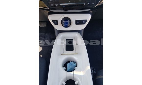Buy Import Toyota Prius White Car in Import - Dubai in Abseron Buy Import Toyota Prius White Car in Import - Dubai in Abseron