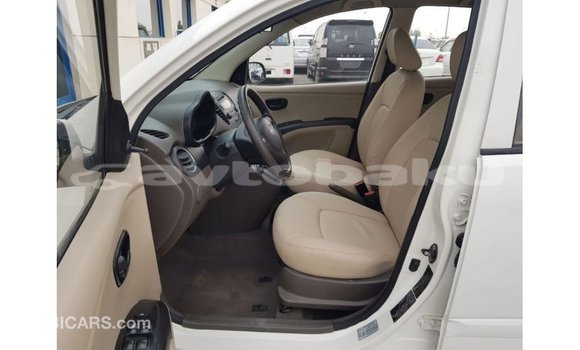 Buy Import Hyundai i10 White Car in Import - Dubai in Abseron Buy Import Hyundai i10 White Car in Import - Dubai in Abseron