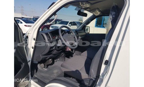 Buy Import Toyota Hiace White Car in Import - Dubai in Abseron Buy Import Toyota Hiace White Car in Import - Dubai in Abseron