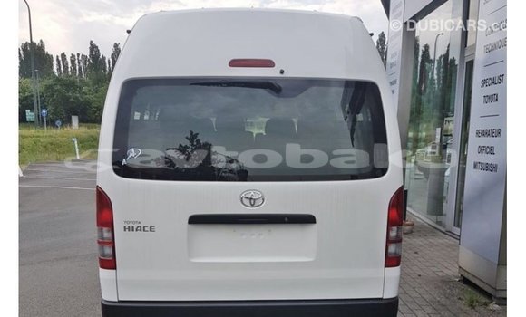 Buy Import Toyota Hiace White Car in Import - Dubai in Abseron Buy Import Toyota Hiace White Car in Import - Dubai in Abseron