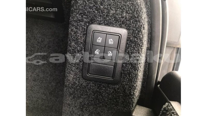 Big with watermark land rover range rover abseron import dubai 3025