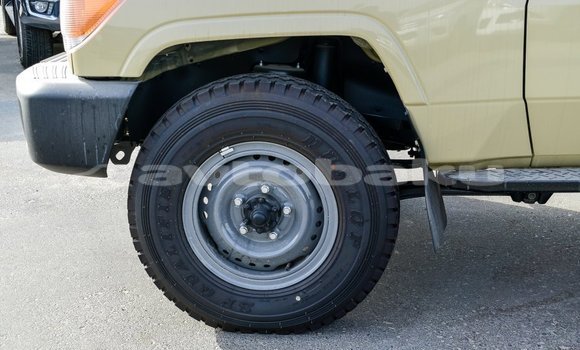 Buy Import Toyota Land Cruiser Beige Car in Import - Dubai in Abseron Buy Import Toyota Land Cruiser Beige Car in Import - Dubai in Abseron