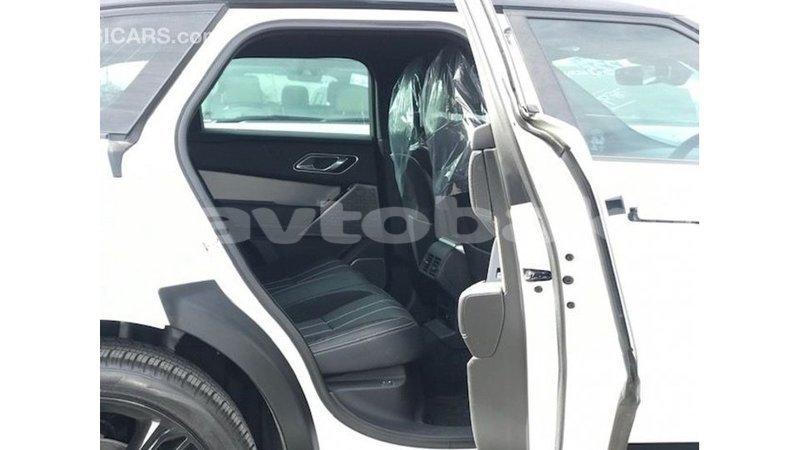 Big with watermark land rover range rover abseron import dubai 3030