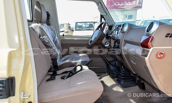 Buy Import Toyota Land Cruiser Beige Car in Import - Dubai in Abseron Buy Import Toyota Land Cruiser Beige Car in Import - Dubai in Abseron