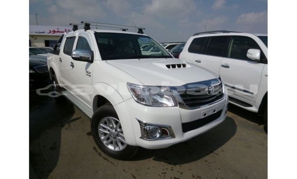 Buy Import Toyota Hilux White Car in Import - Dubai in Abseron Buy Import Toyota Hilux White Car in Import - Dubai in Abseron