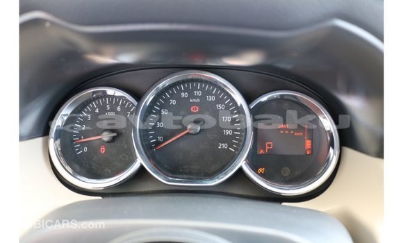 Buy Import Renault Duster White Car in Import - Dubai in Abseron