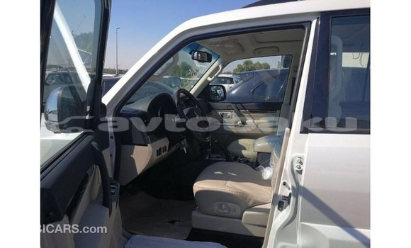 Buy Import Mitsubishi Pajero White Car in Import - Dubai in Abseron Buy Import Mitsubishi Pajero White Car in Import - Dubai in Abseron
