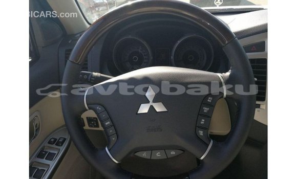 Buy Import Mitsubishi Pajero White Car in Import - Dubai in Abseron Buy Import Mitsubishi Pajero White Car in Import - Dubai in Abseron