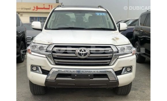 Buy Import Toyota Land Cruiser White Car in Import - Dubai in Abseron Buy Import Toyota Land Cruiser White Car in Import - Dubai in Abseron