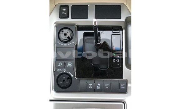 Buy Import Toyota Land Cruiser White Car in Import - Dubai in Abseron Buy Import Toyota Land Cruiser White Car in Import - Dubai in Abseron