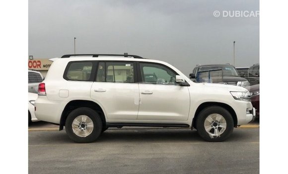 Buy Import Toyota Land Cruiser White Car in Import - Dubai in Abseron Buy Import Toyota Land Cruiser White Car in Import - Dubai in Abseron