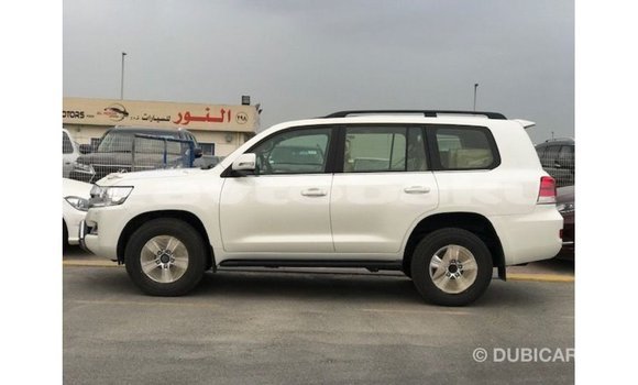 Buy Import Toyota Land Cruiser White Car in Import - Dubai in Abseron Buy Import Toyota Land Cruiser White Car in Import - Dubai in Abseron