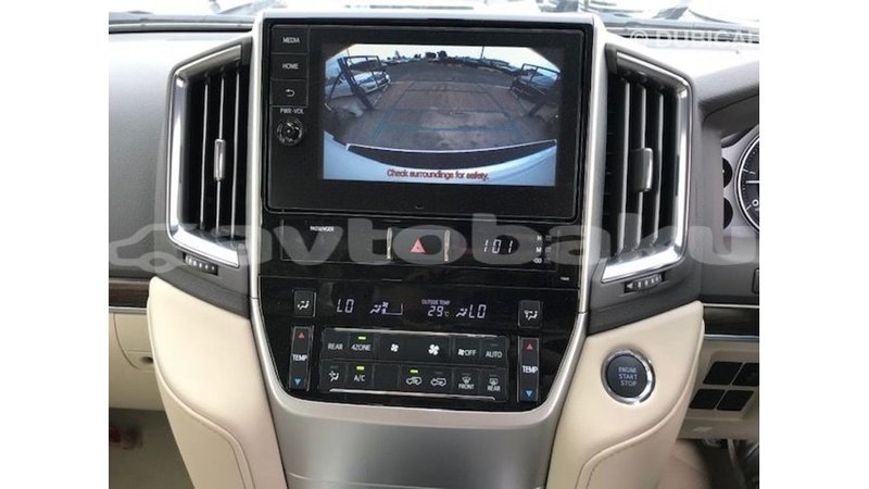 Big with watermark toyota land cruiser abseron import dubai 3112