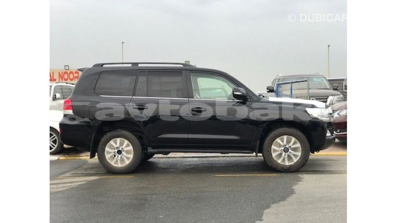 Big with watermark toyota land cruiser abseron import dubai 3113