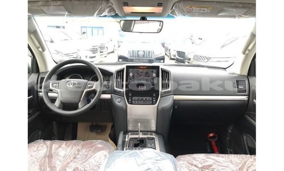 Buy Import Toyota Land Cruiser White Car in Import - Dubai in Abseron Buy Import Toyota Land Cruiser White Car in Import - Dubai in Abseron