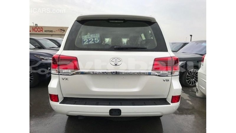 Big with watermark toyota land cruiser abseron import dubai 3138