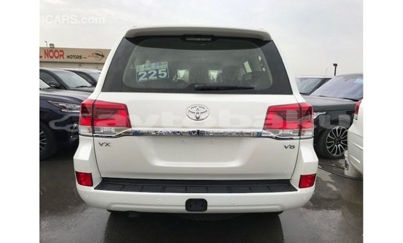 Buy Import Toyota Land Cruiser White Car in Import - Dubai in Abseron Buy Import Toyota Land Cruiser White Car in Import - Dubai in Abseron