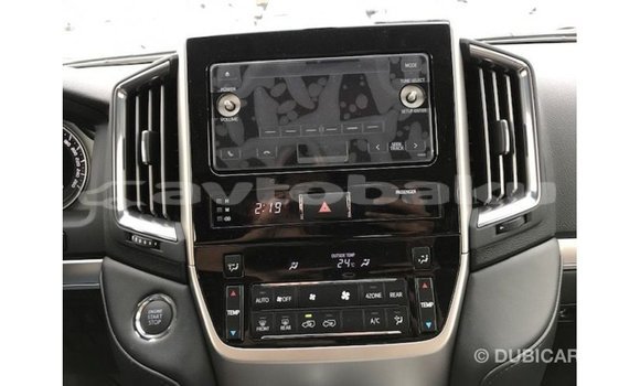 Buy Import Toyota Land Cruiser White Car in Import - Dubai in Abseron Buy Import Toyota Land Cruiser White Car in Import - Dubai in Abseron