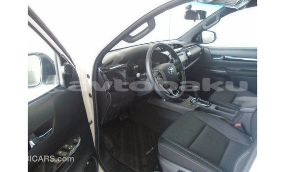 Buy Import Toyota Hilux White Car in Import - Dubai in Abseron Buy Import Toyota Hilux White Car in Import - Dubai in Abseron