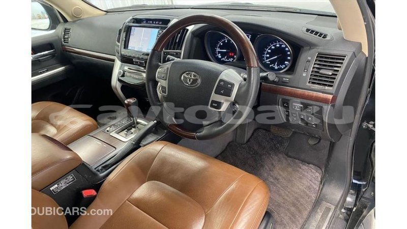 Big with watermark toyota land cruiser abseron import dubai 3141