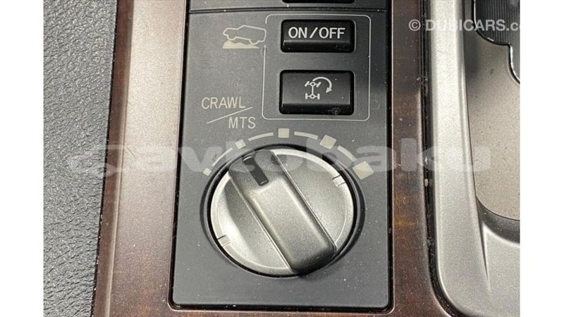 Big with watermark toyota land cruiser abseron import dubai 3141