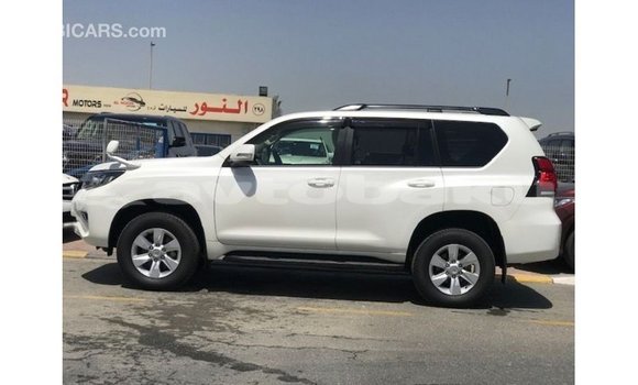 Buy Import Toyota Prado White Car in Import - Dubai in Abseron Buy Import Toyota Prado White Car in Import - Dubai in Abseron