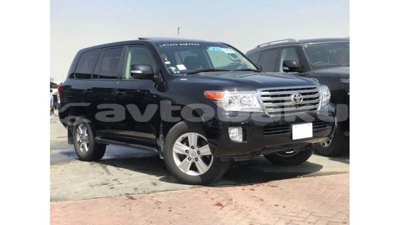 Big with watermark toyota land cruiser abseron import dubai 3147