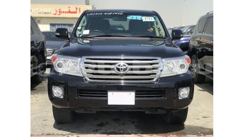 Big with watermark toyota land cruiser abseron import dubai 3147
