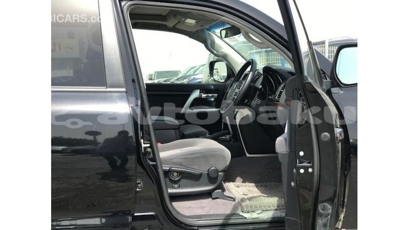 Big with watermark toyota land cruiser abseron import dubai 3147