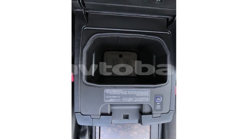 Big with watermark toyota land cruiser abseron import dubai 3147