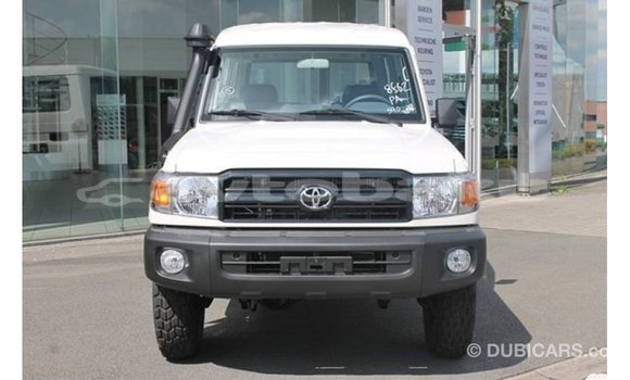 Buy Import Toyota Land Cruiser White Car in Import - Dubai in Abseron Buy Import Toyota Land Cruiser White Car in Import - Dubai in Abseron